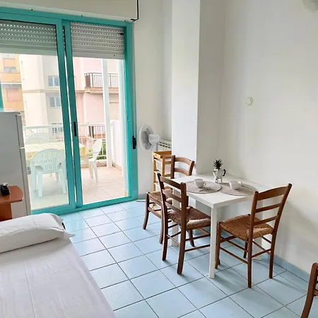 شقة Sauro Seaview سيلفي مارينا